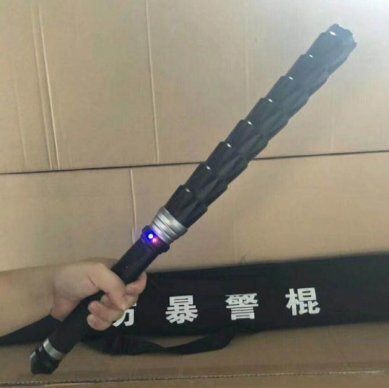 高壓防狼電擊棒的使用注意事項？